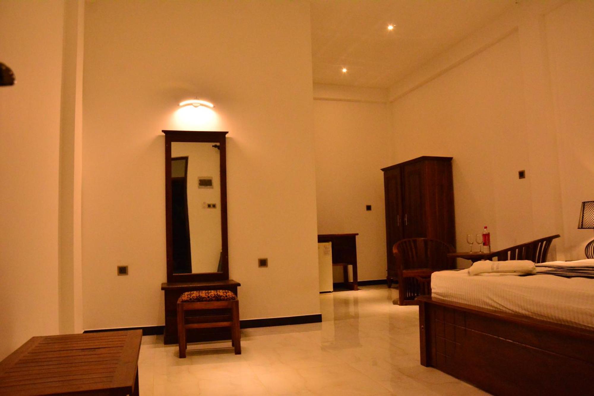 Skyresort Tangalle Εξωτερικό φωτογραφία